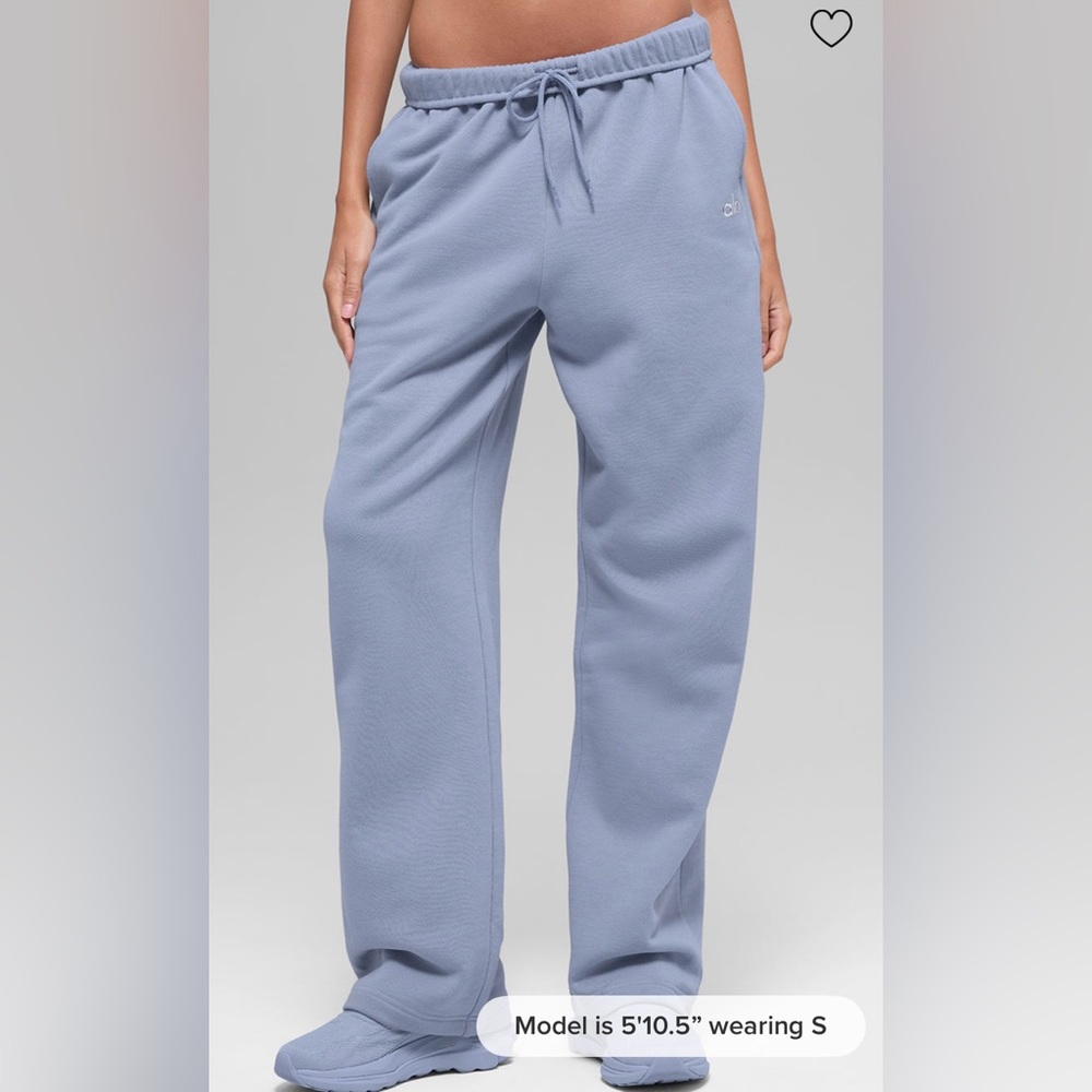 Alo Yoga Accolade Straight Leg Sweatpant